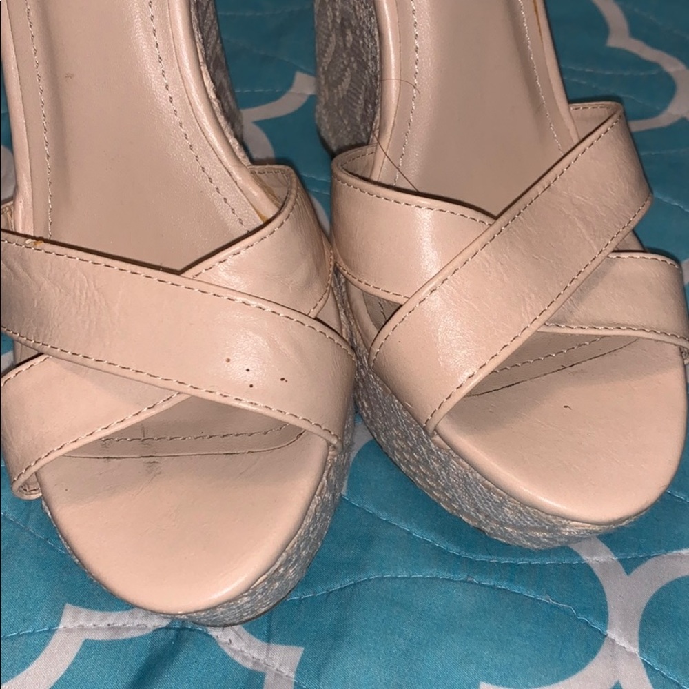 off white wedges